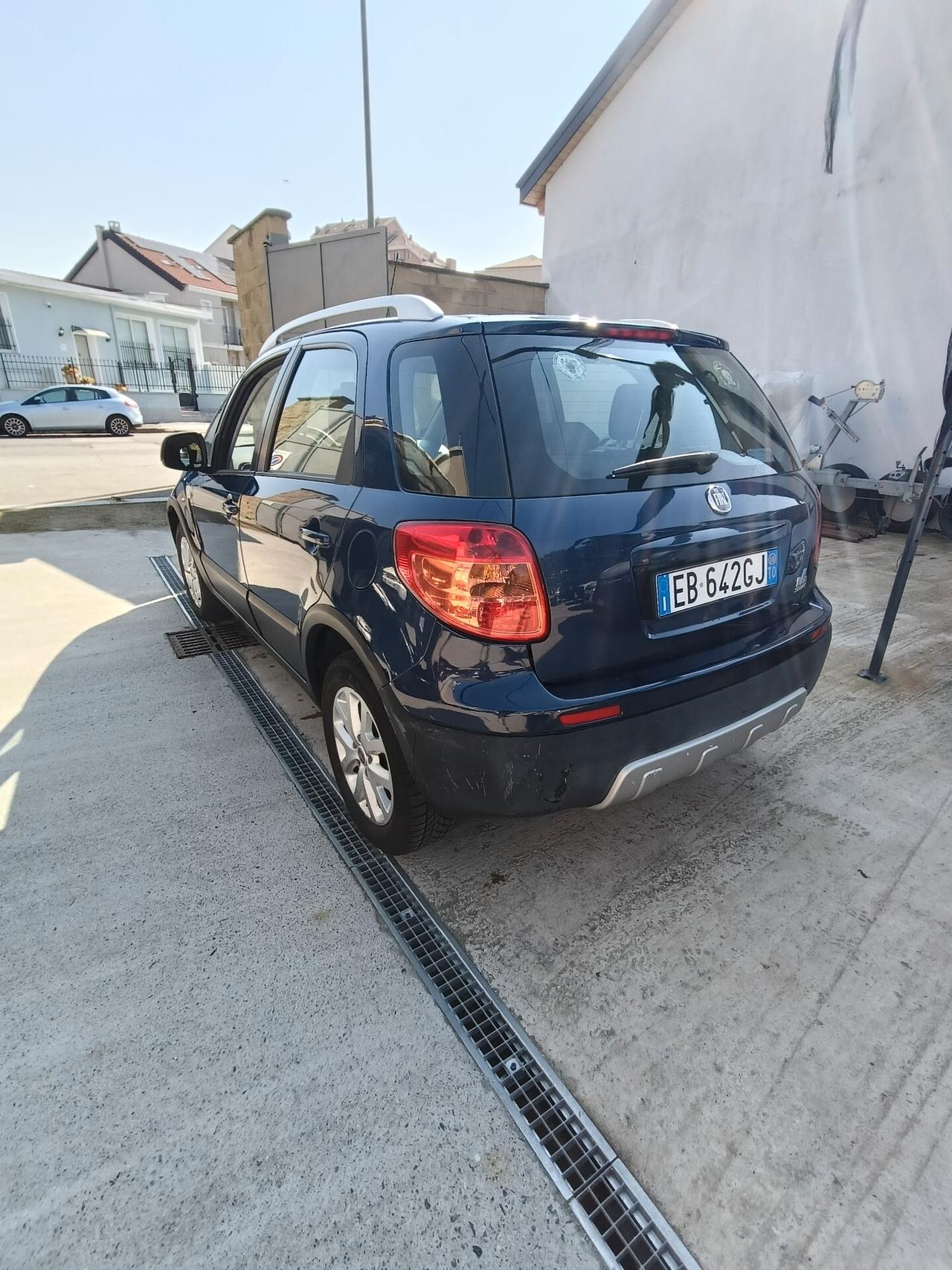 Fiat Sedici 2.0 MJT 16V DPF 4x4 Emotion