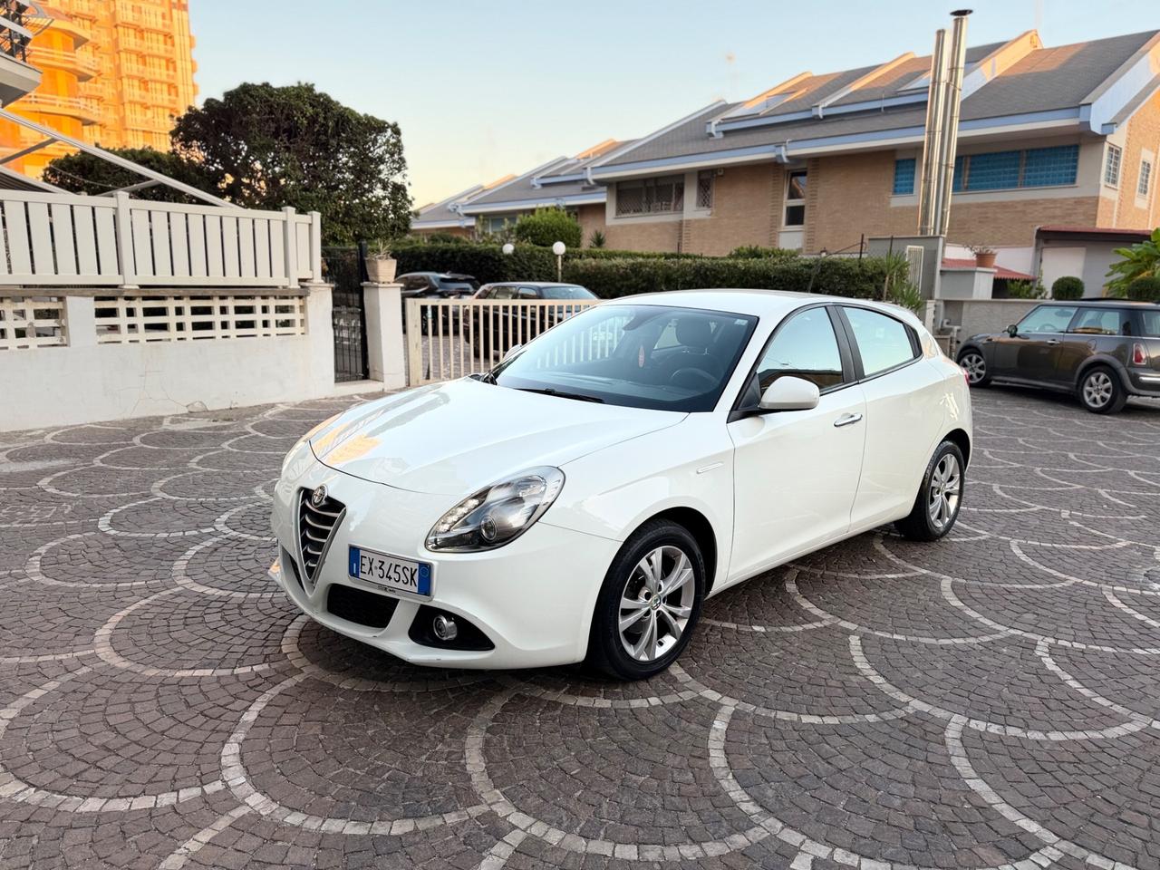 Alfa Romeo Giulietta 1.6 JTDm-2 105 CV Distinctive