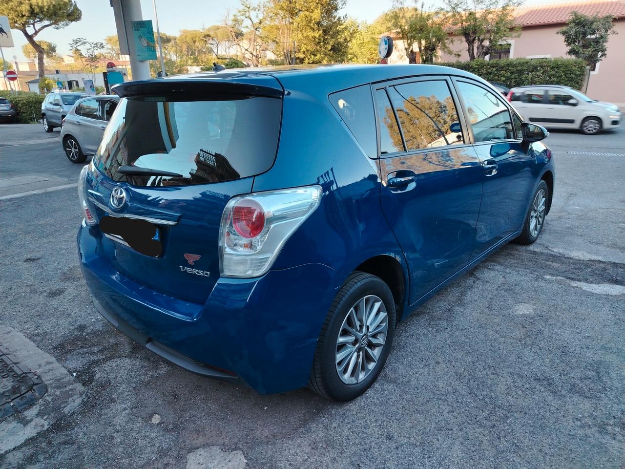 Toyota Verso 1.6 D-4D Business