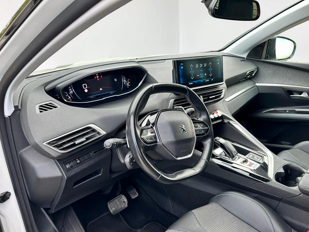 Peugeot 3008 BlueHDi 130 S&S Allure Pack