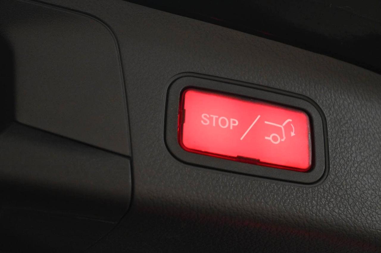 MERCEDES GLA (H247) GLA 200 d Automati...