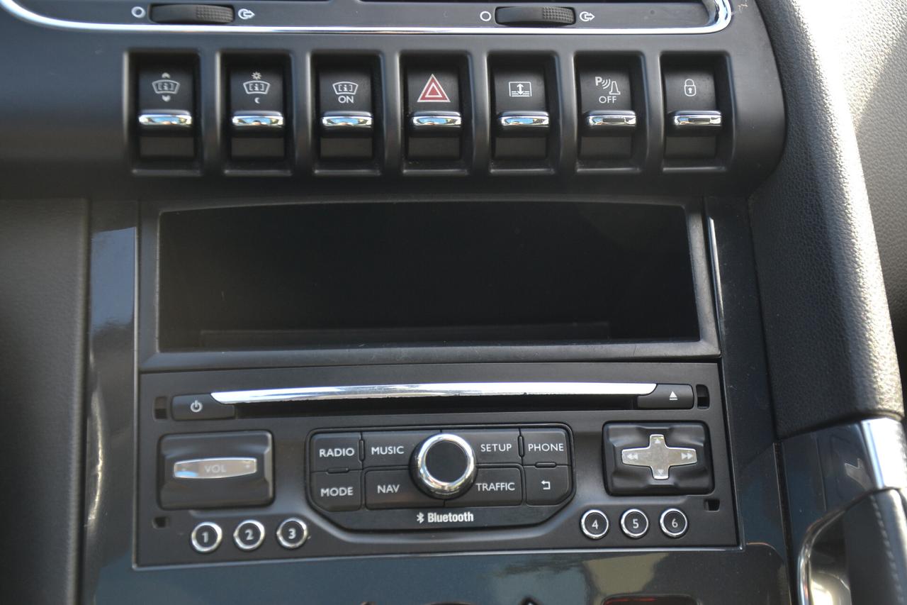 Peugeot 3008 1.6 HDi 120CV ALLURE **EURO6B**NAV+PEL+TETTO+RCAM+