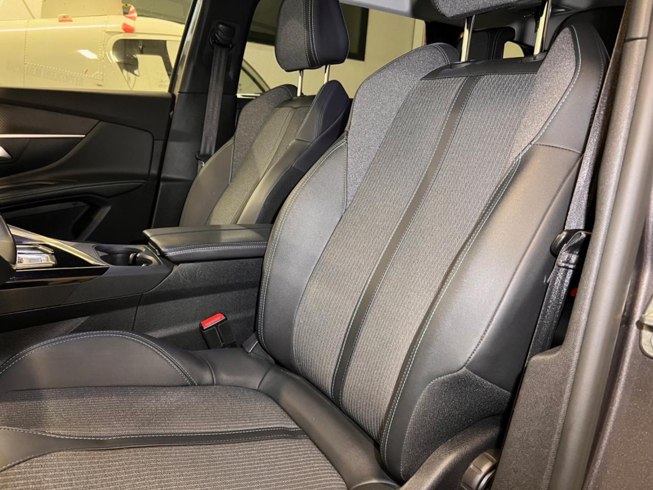 Peugeot 5008 BlueHDi 130 S&S EAT8 Allure