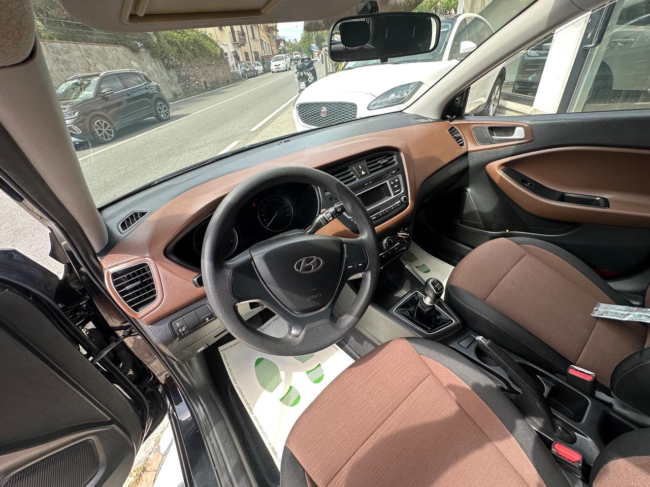 Hyundai i20 1.1 CRDi 12V 5 porte Comfort