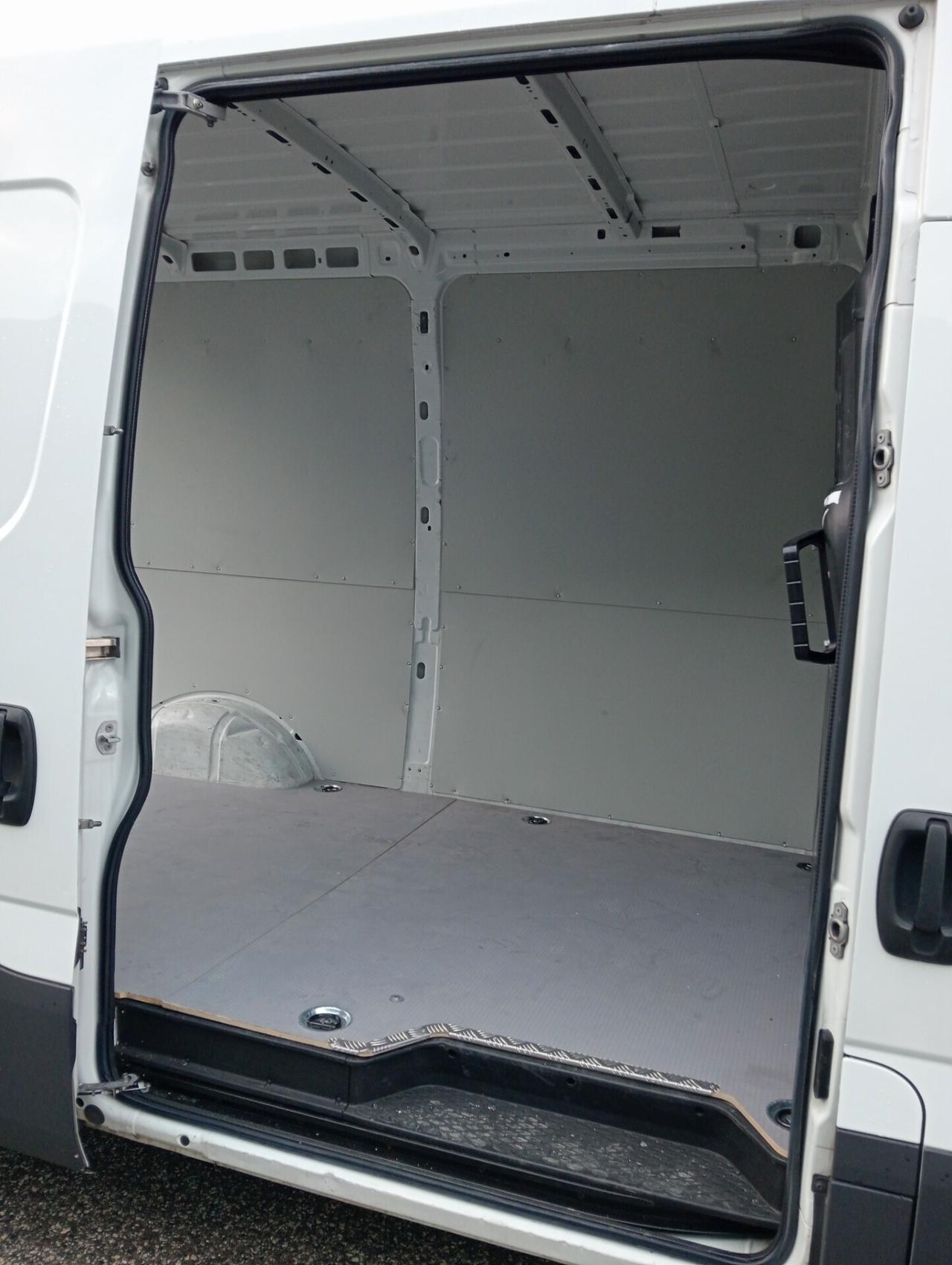 Iveco Daily 35S12V 2.3 HPT PM-TM Furgone