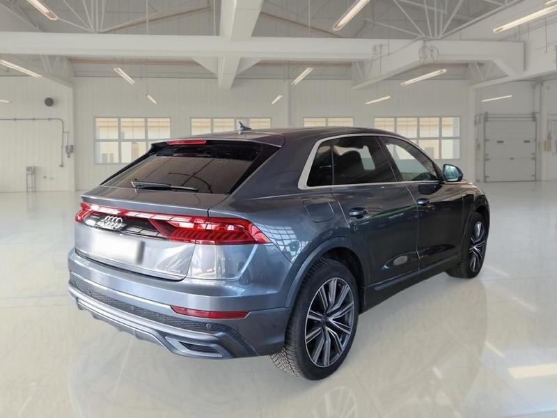 AUDI Q8 45 TDI MHEV 170kW quattro tiptronic Sport