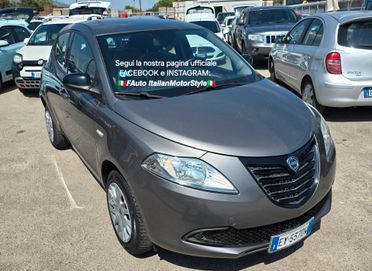 Lancia Ypsilon 0.9 TwinAir 85 CV 5 porte Metano Ecochic Elle