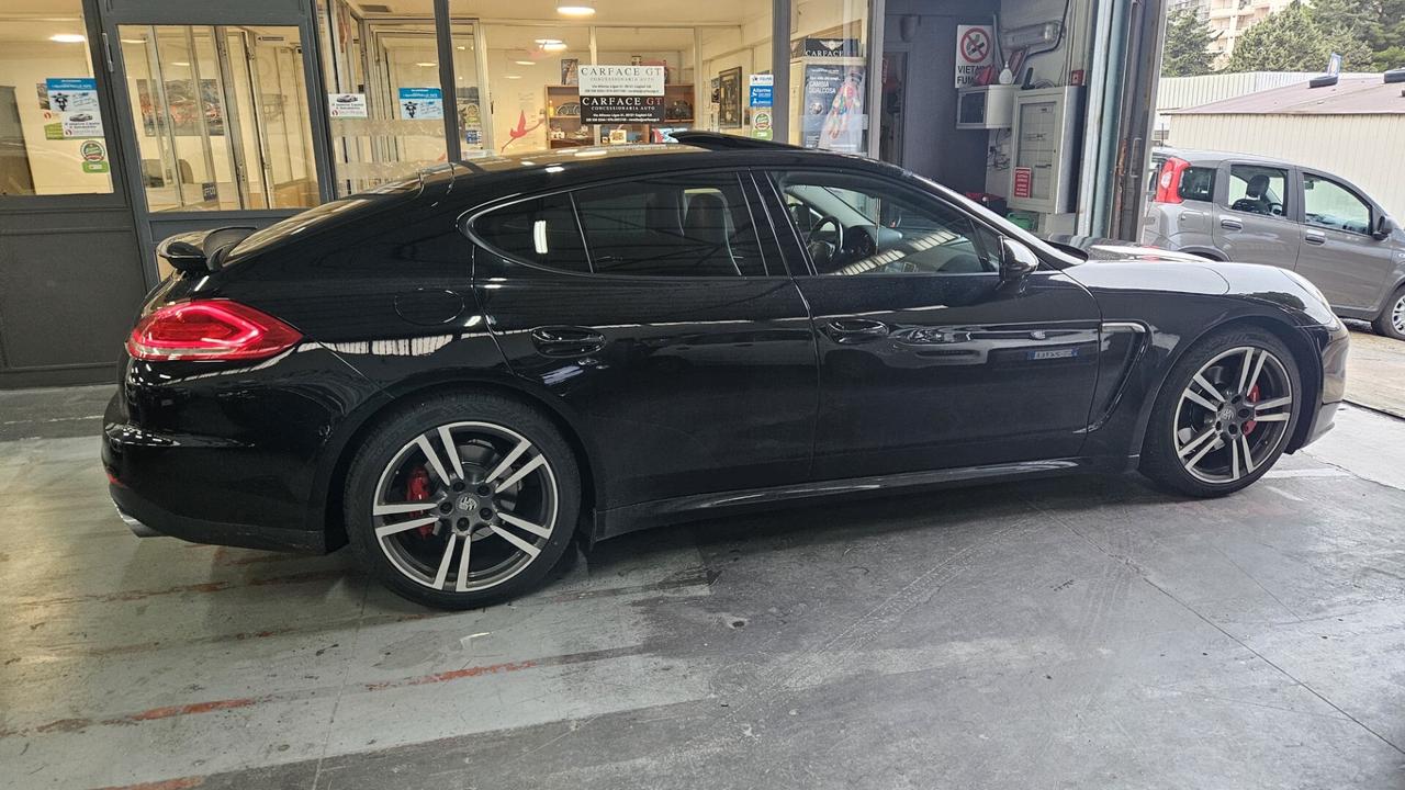 Porsche Panamera PLATINUM EDITION 3.0 V6 250CV - 2014