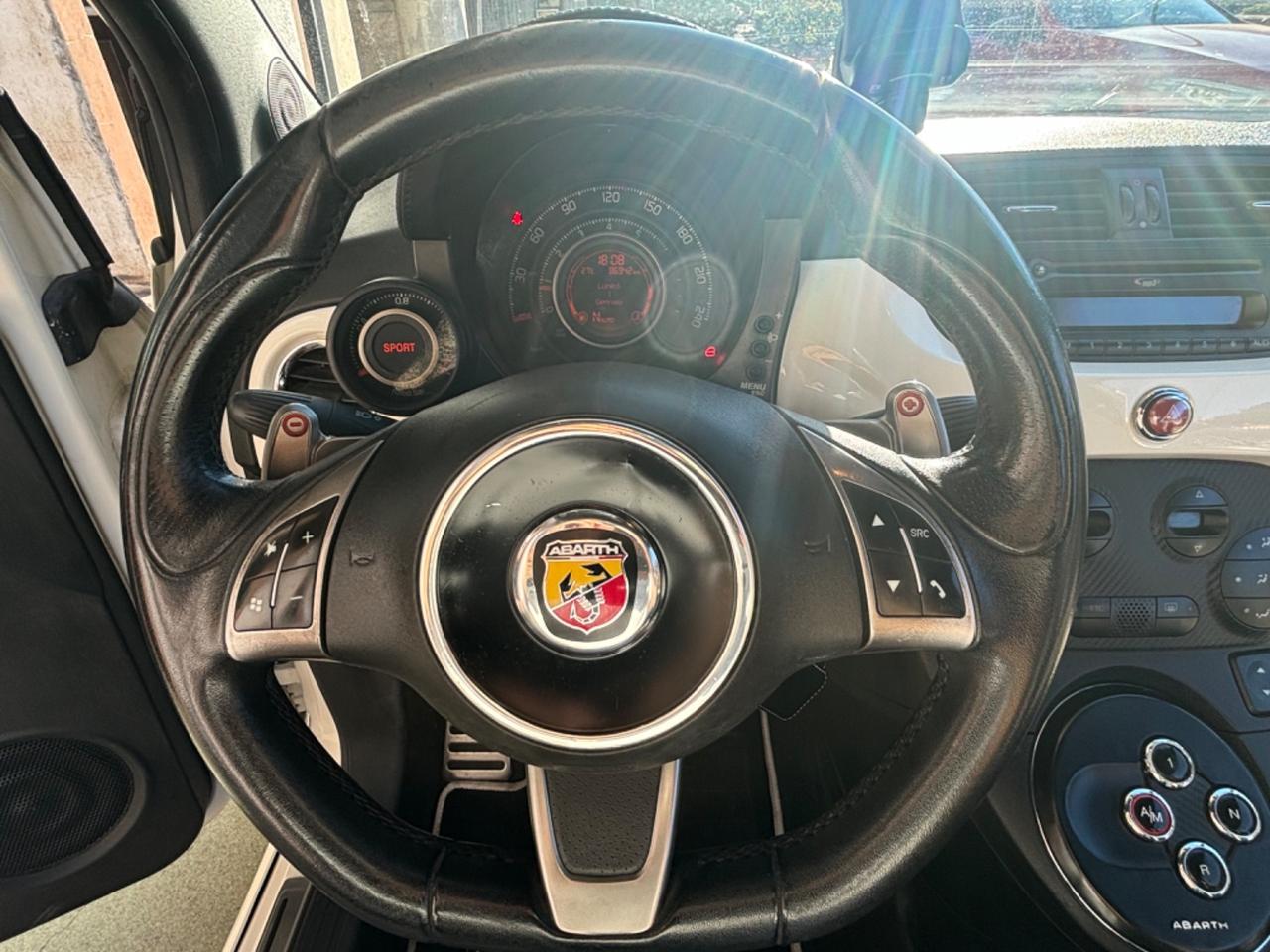 Abarth 500 C 1.4 Turbo T-Jet MTA