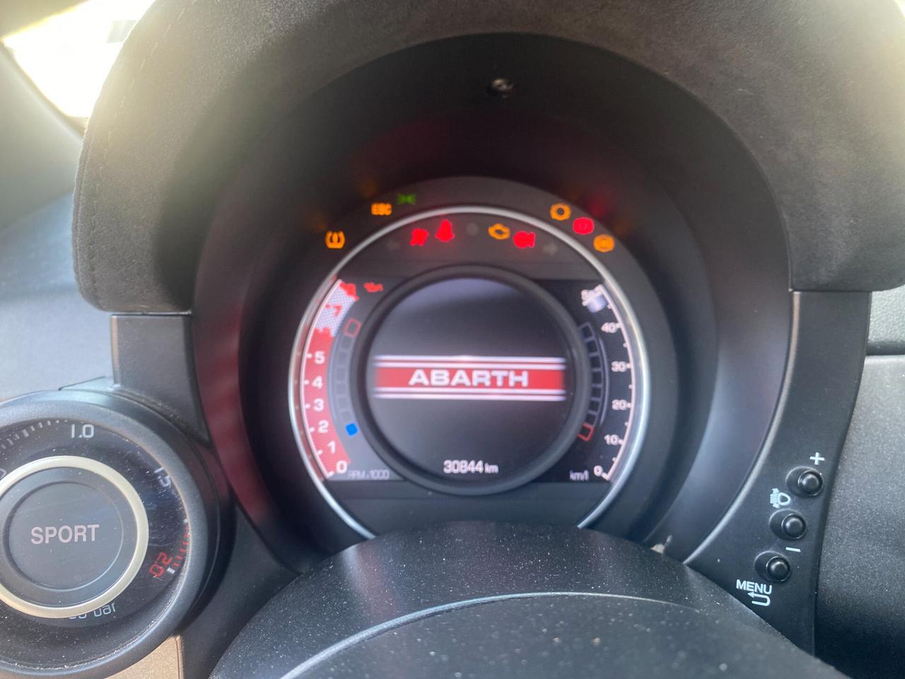 Abarth 695 1.4 Turbo T-Jet 180 CV M.T.A.