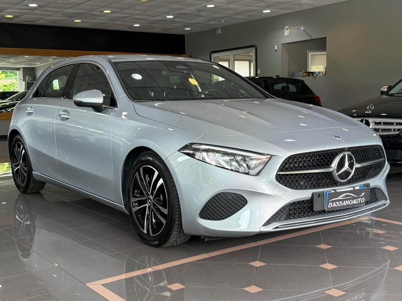Mercedes-benz A 180 Progressive Advanced auto 17.000 KM!!