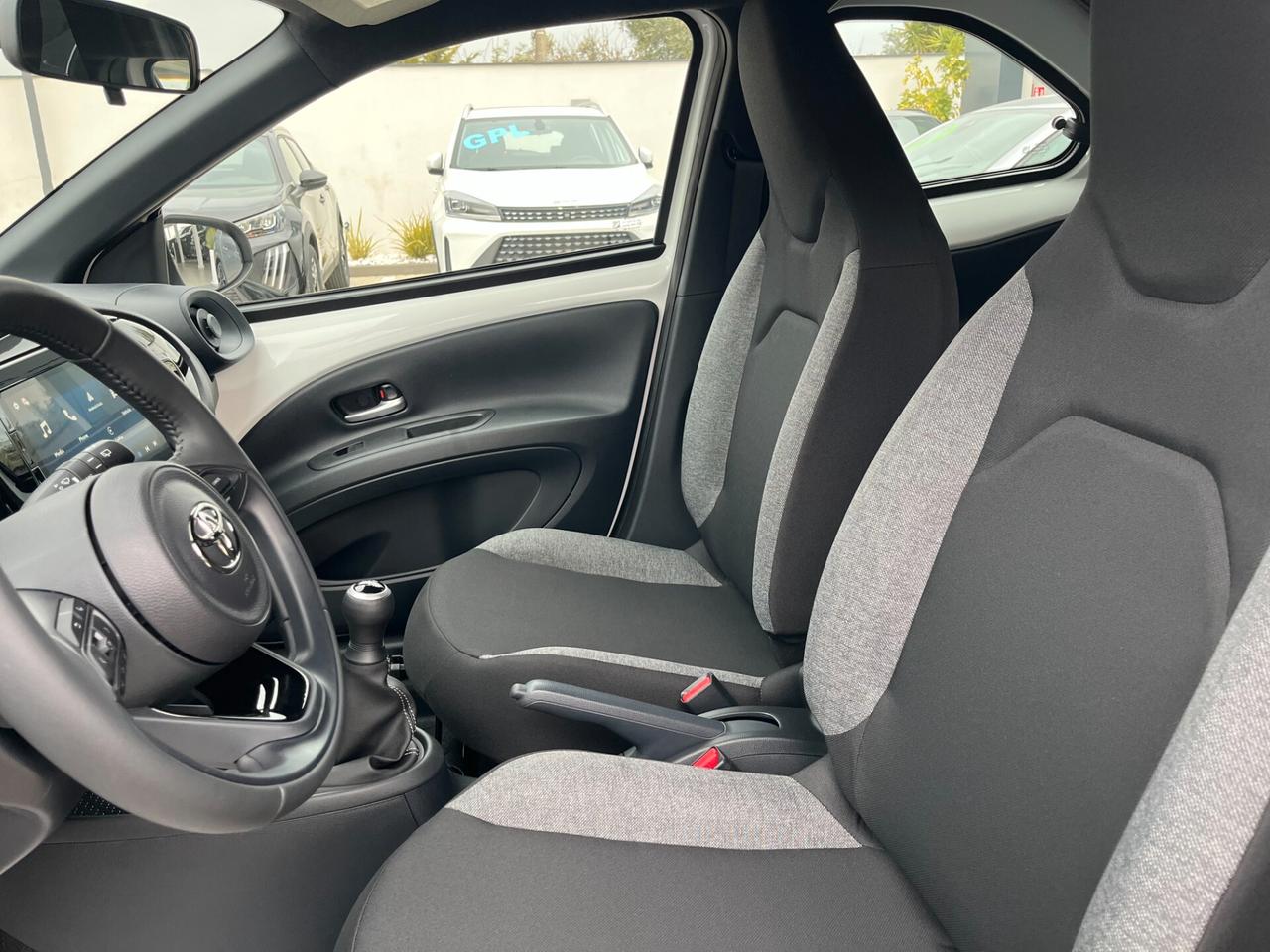 Toyota Aygo X 1.0 VVT-i 72 CV 5 porte Active Km0