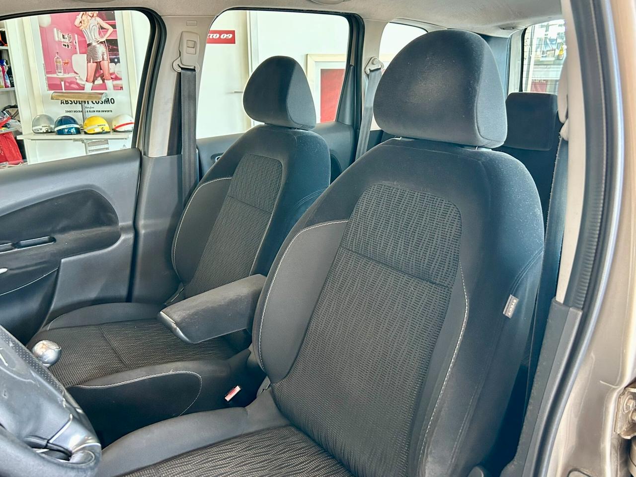 Citroen C3 Picasso *VERSIONE EXCLUSIVE* ONESTA* SALOTTO IN VELLUTO* SPAZIOSA*COLORE BOLLICINA CHAMPAGNE FRANCESE*