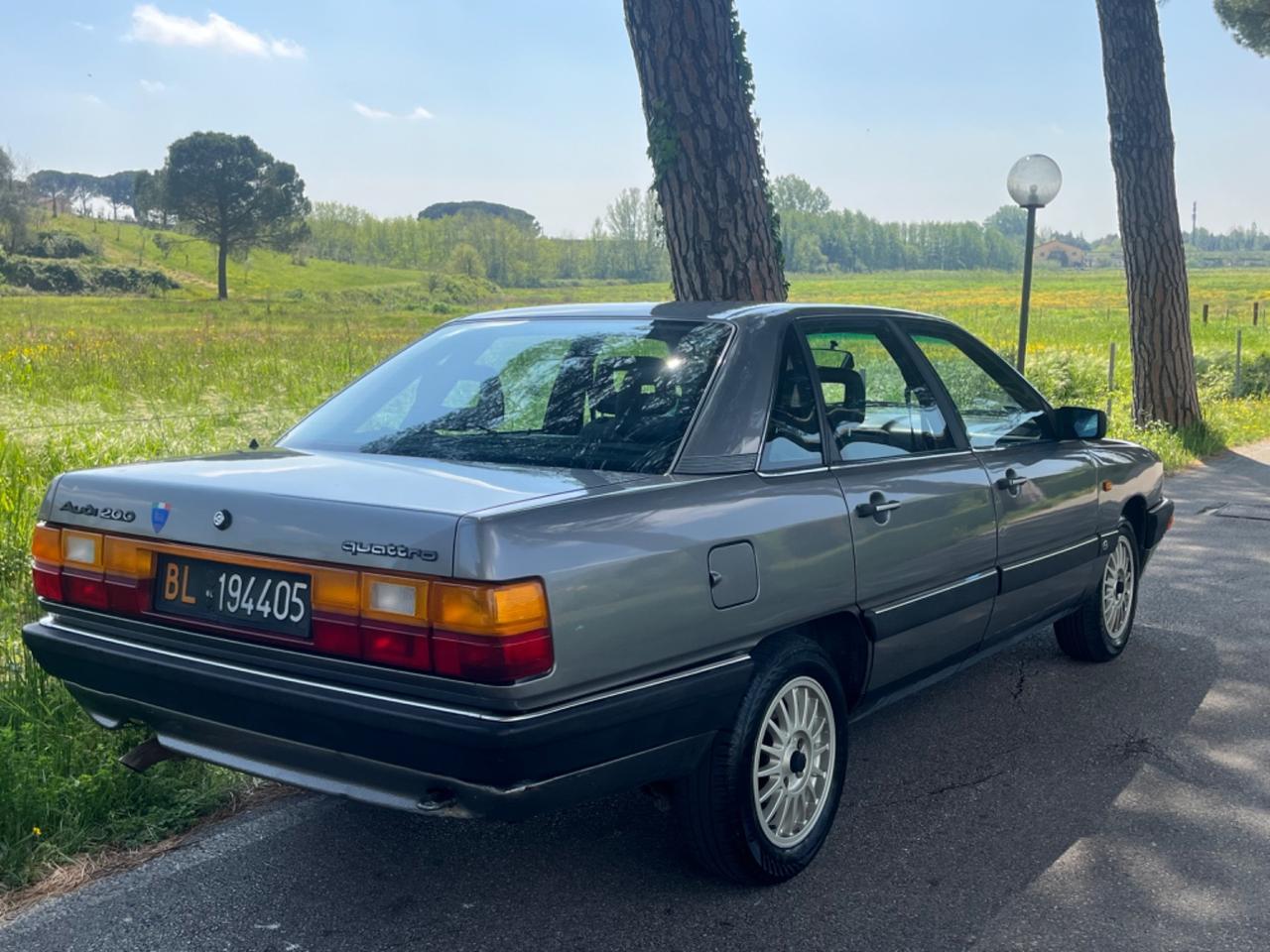 Audi 200 QUATTRO Turbo 2.2