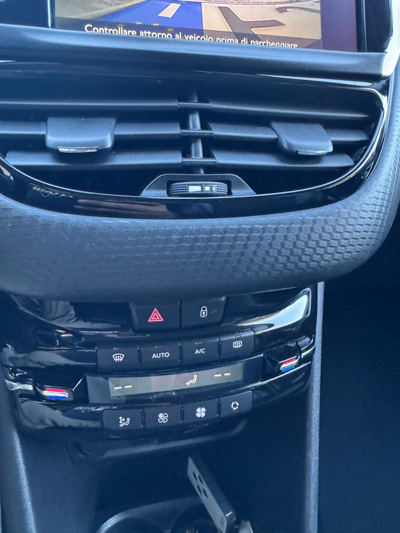 Peugeot 2008 BlueHDi 100 Allure
