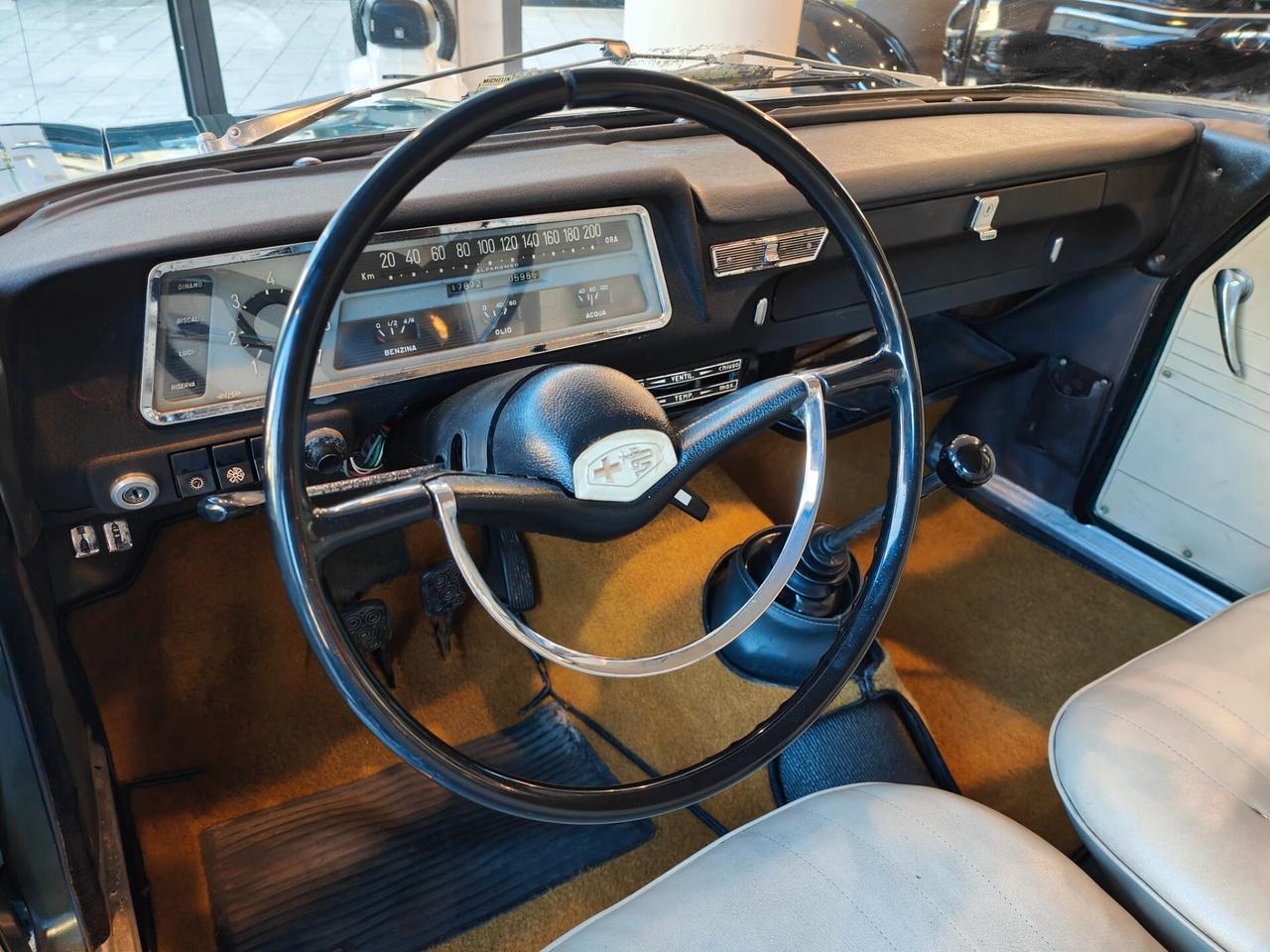 Alfa Romeo Giulia 1300