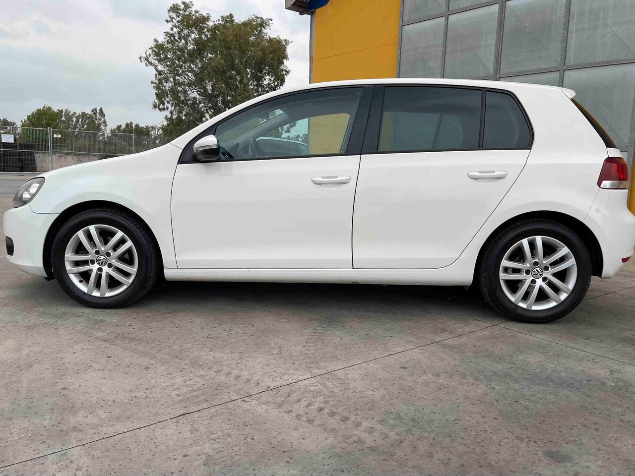 Volkswagen Golf 1.6 TDI DPF 5p. Highline NEOPATENTATI