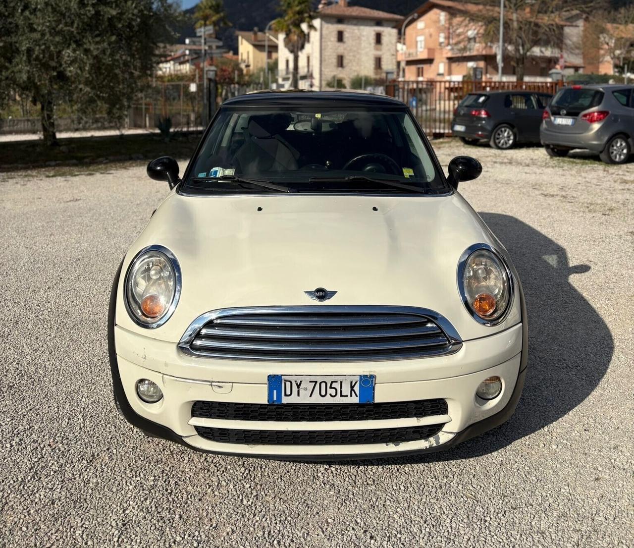 Mini Cooper 1.6 Diesel 2009 SI NEOPATENTATI