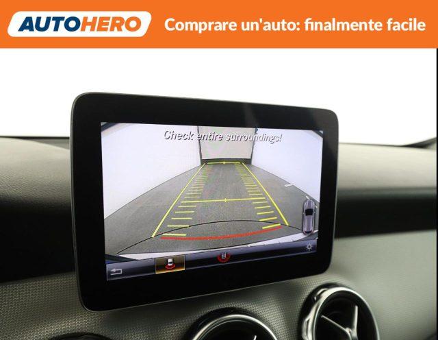 MERCEDES-BENZ GLA 200 d Automatic Sport