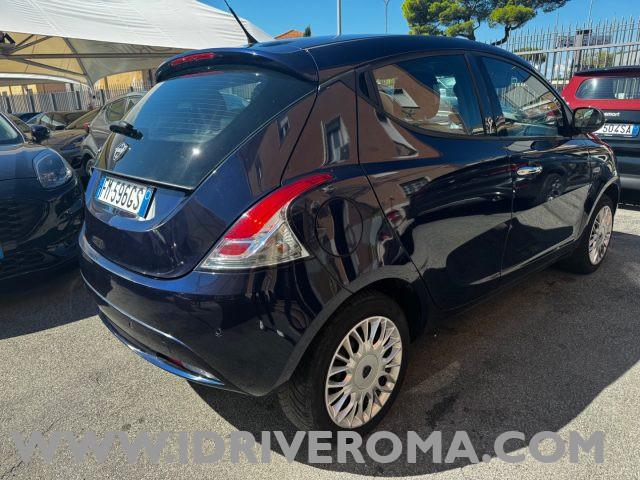 LANCIA Ypsilon 1.2 69 CV 5 porte GOLD + GPL /neopatentati