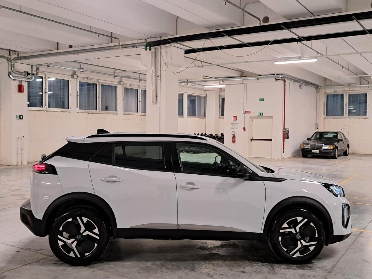 Peugeot 2008 1200 PureTech 101CV Allure Km.0