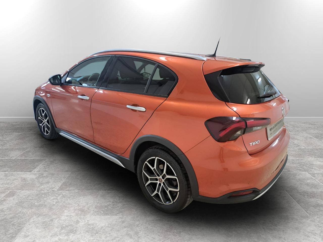 FIAT Tipo 5p 1.6 mjt Cross s&s 130cv