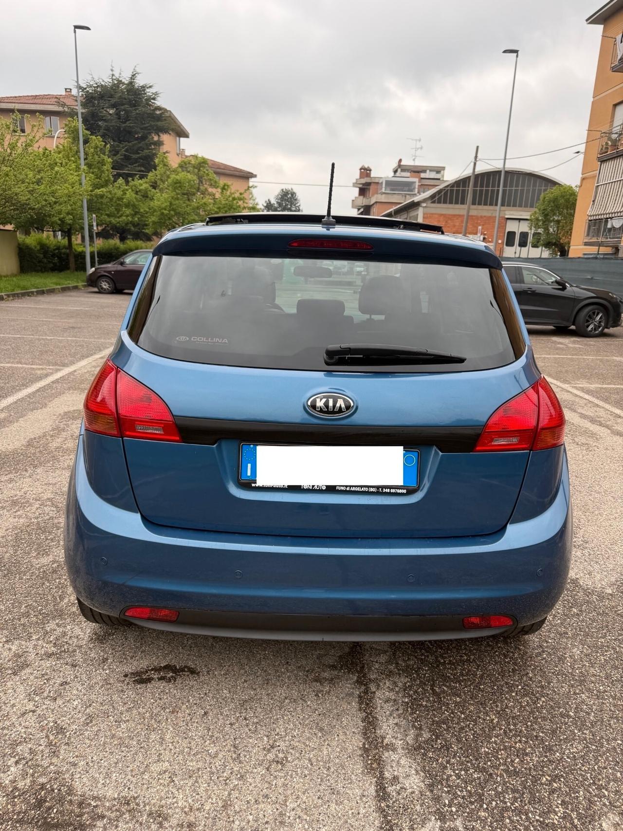 Kia Venga 1.4 crdi - TETTO - NEOP. - 12 MESI DI GARANZIA -