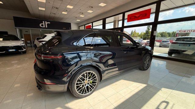 PORSCHE Cayenne 3.0 V6 E-Hybrid Platinum Edition