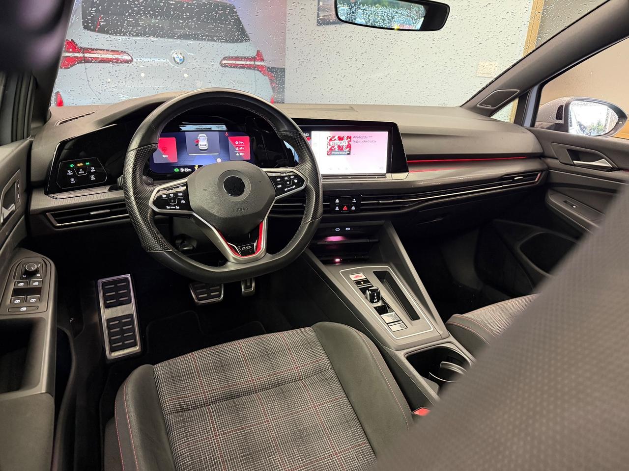 Volkswagen Golf GTI 2.0 245CV DSG
