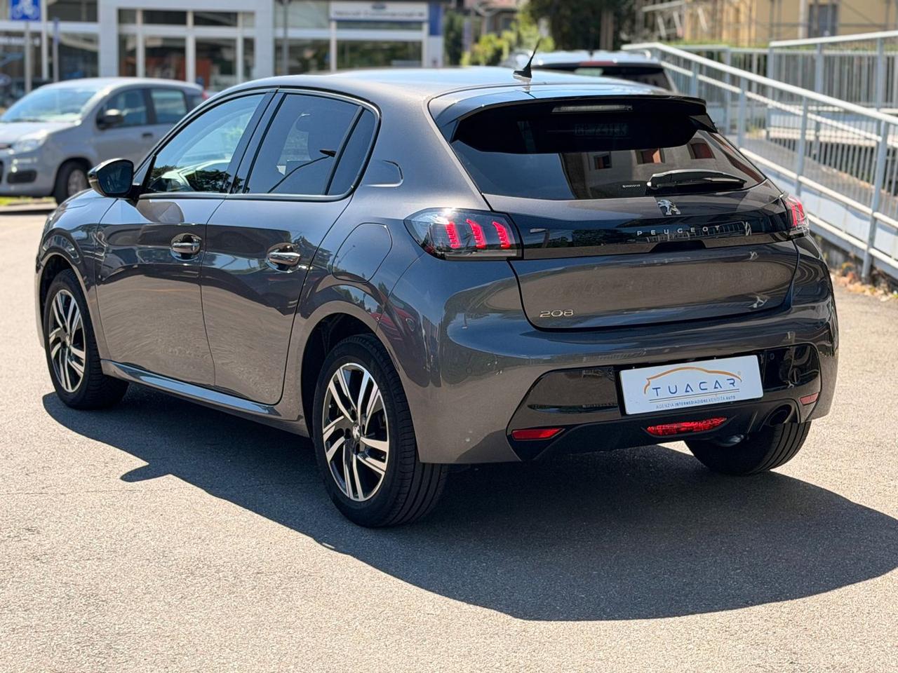 Peugeot 208 Allure Pack 1.5 Blue HDI 100 #10879