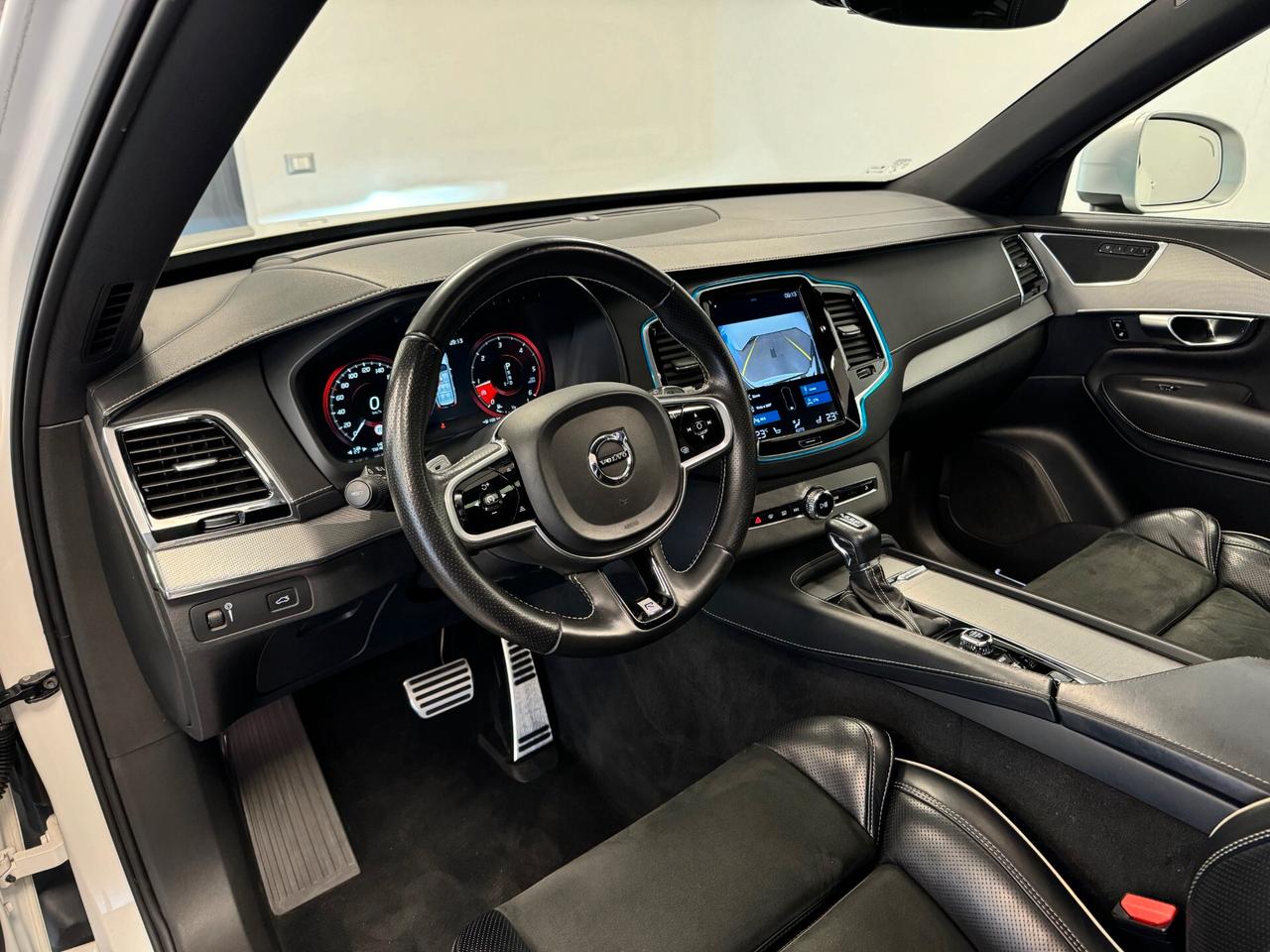 Volvo XC 90 XC90 D5 AWD Geartronic 7 posti R-design