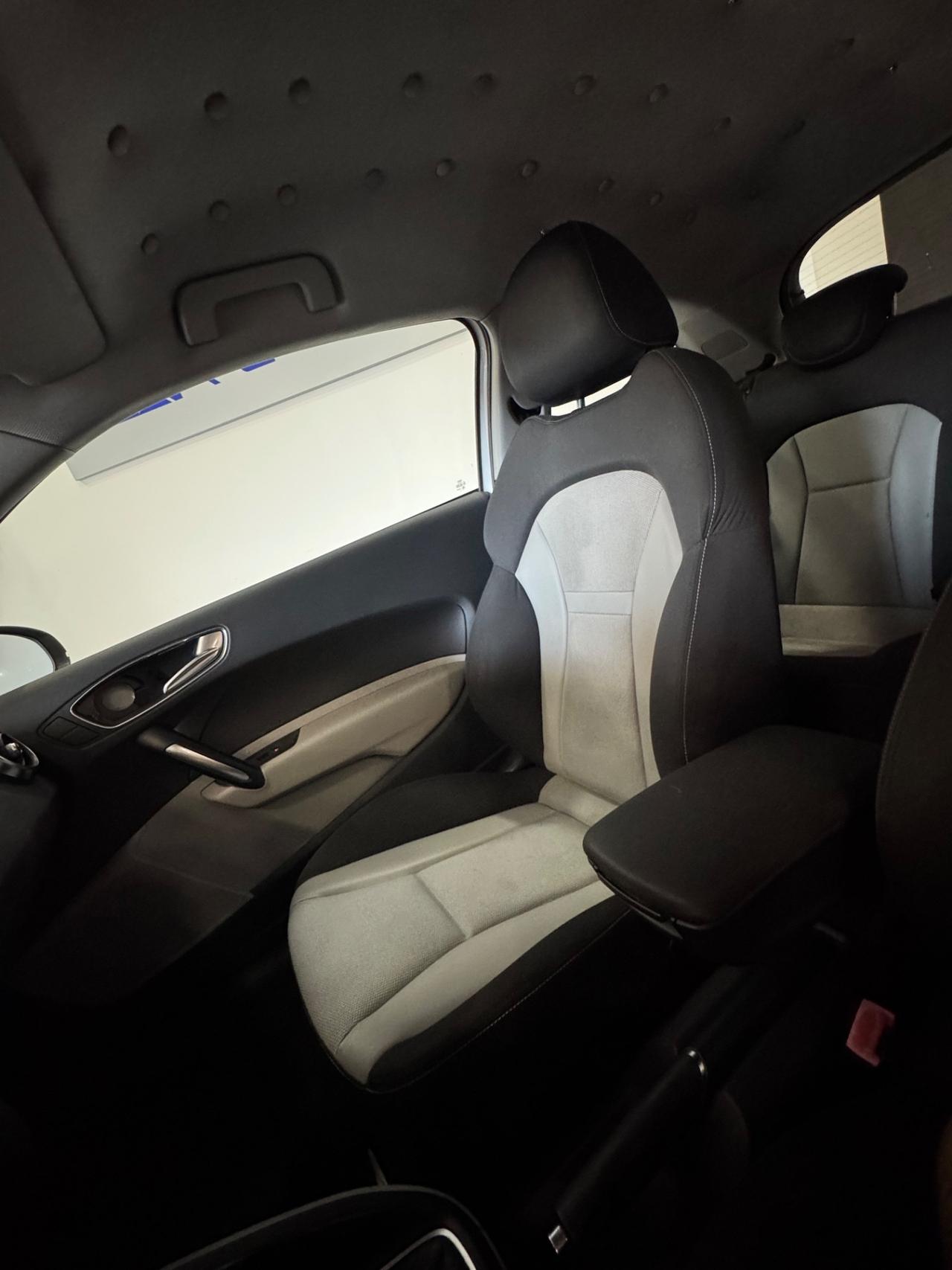 Audi A1 1.6 TDI S tronic Ambition
