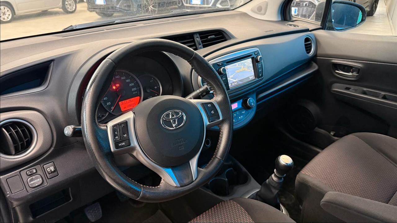 TOYOTA YARIS 1.4 D 5 PORTE LOUNGE 2014