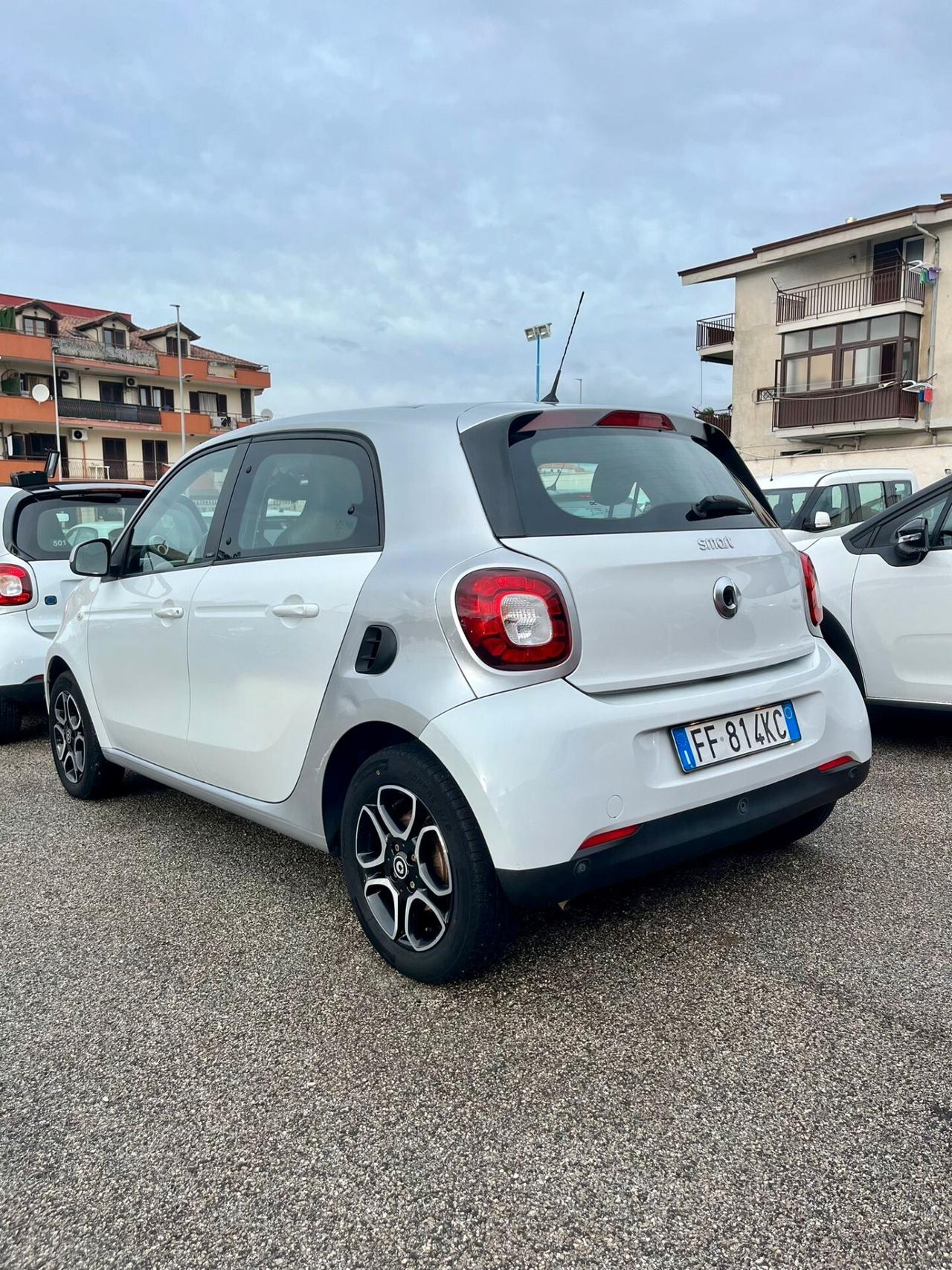 Smart ForFour 70 1.0 Passion