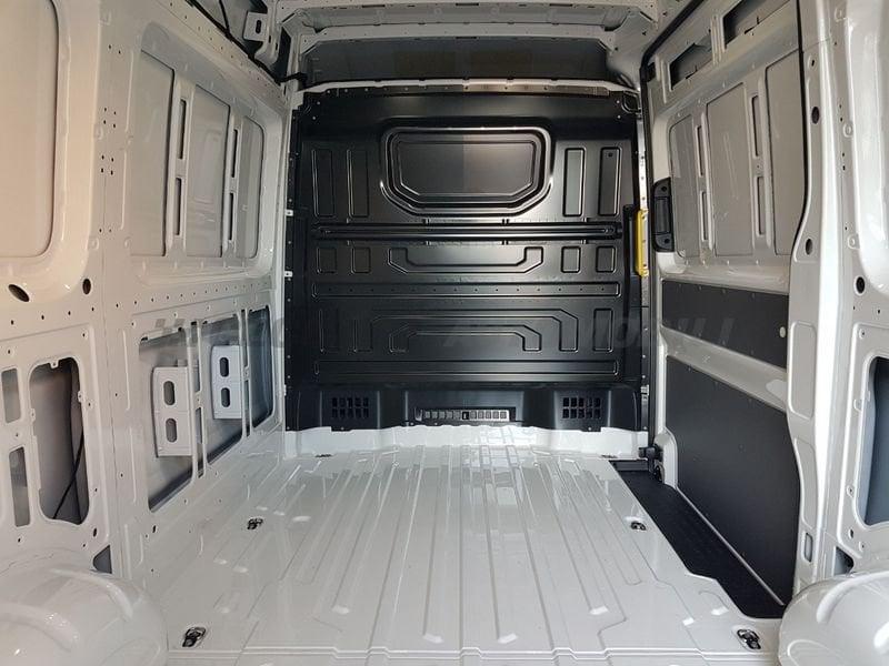 Volkswagen Crafter 30 FURG PM 103 ant M6 MY 25