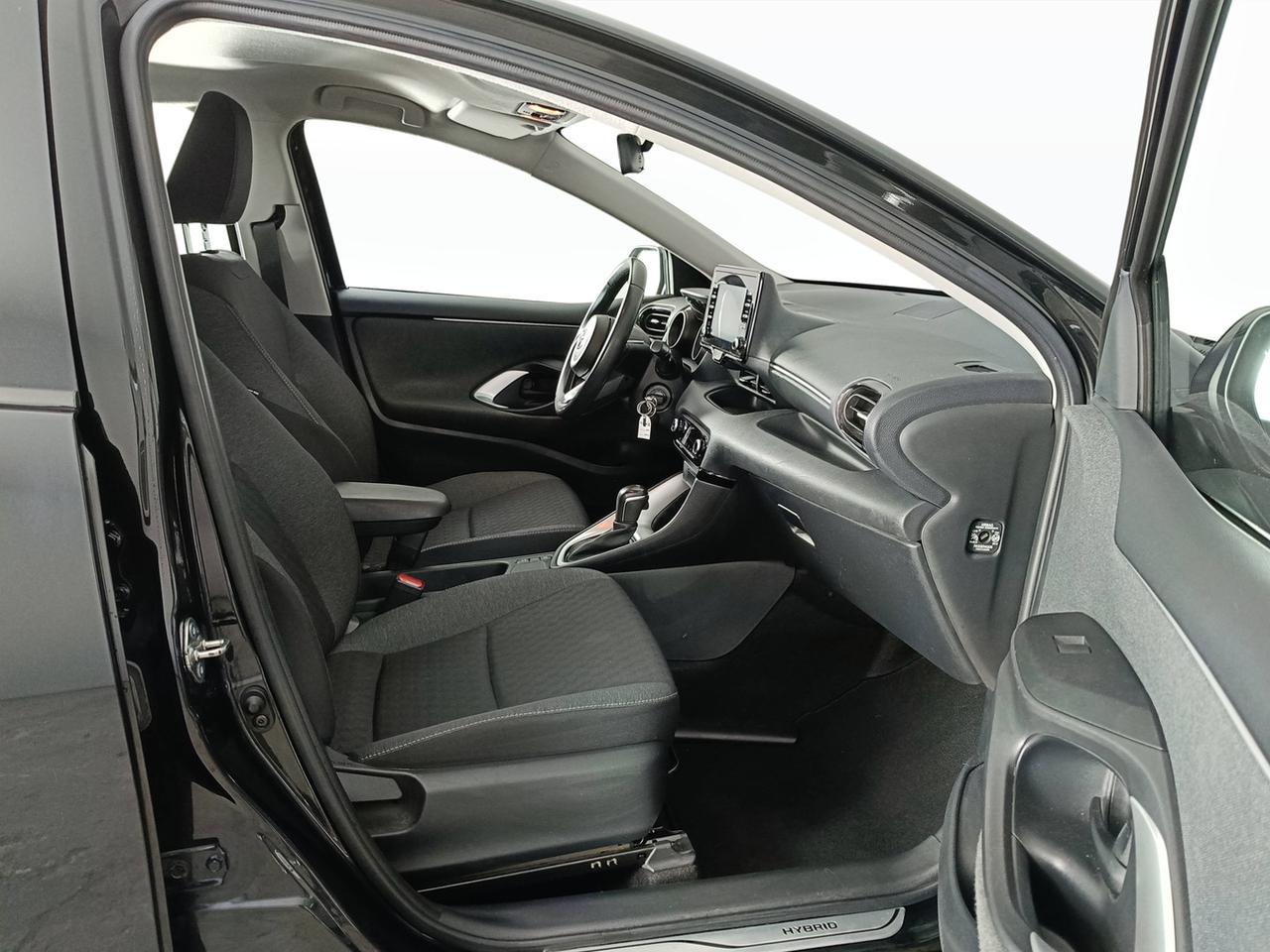 TOYOTA Yaris - MY '21