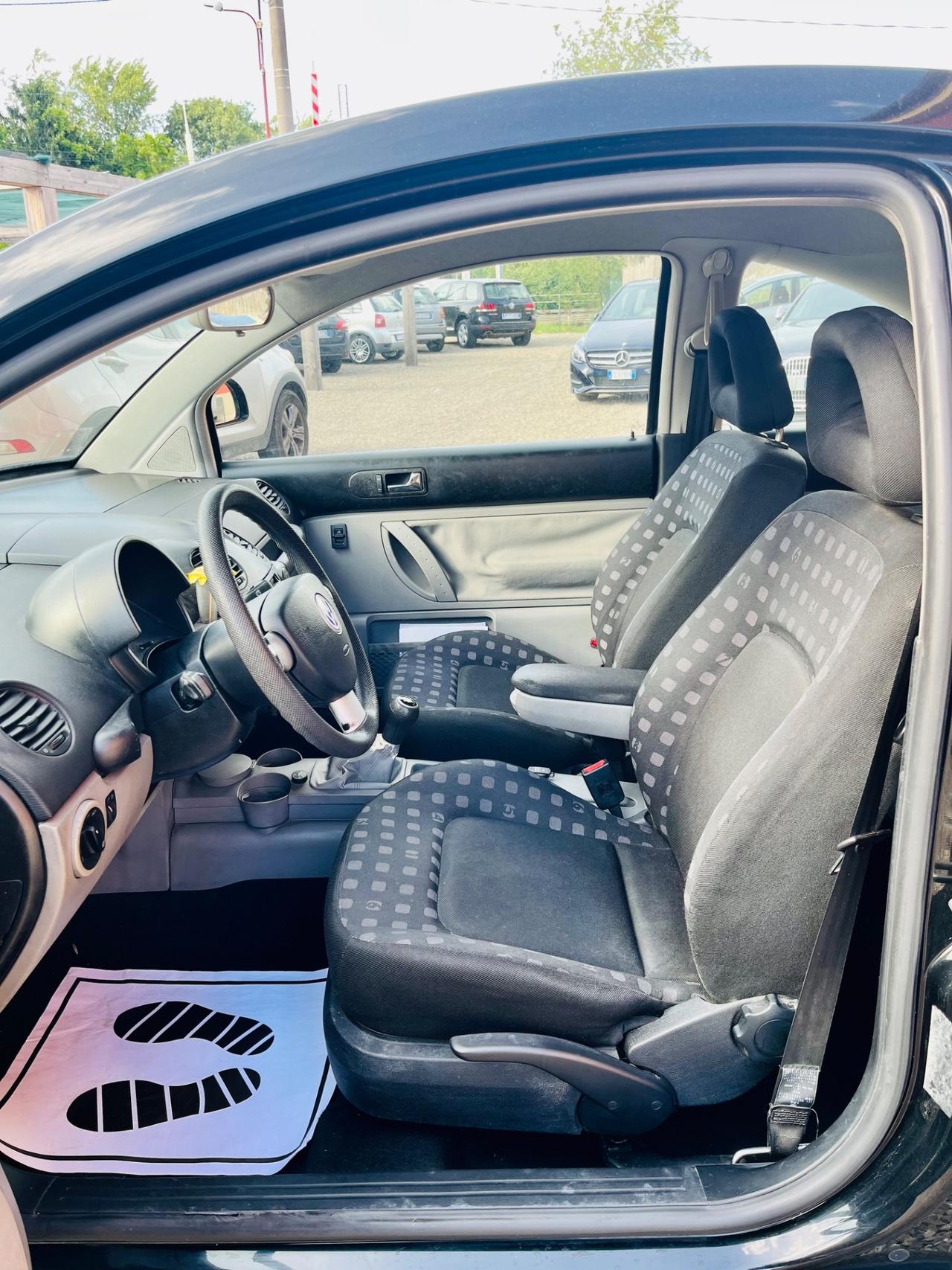 Volkswagen New Beetle 1.6 benzina e gpl