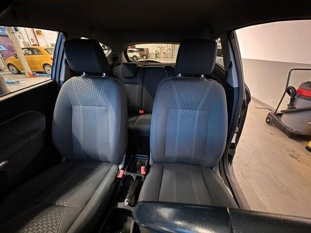 Ford Fiesta 1.2 60CV 3p. Neopatentati