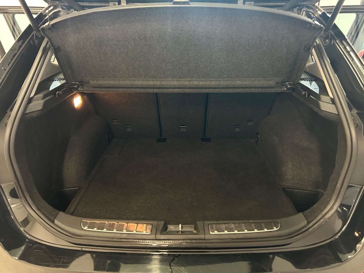 Bmw X1 sdrive 18D 105kw 2014