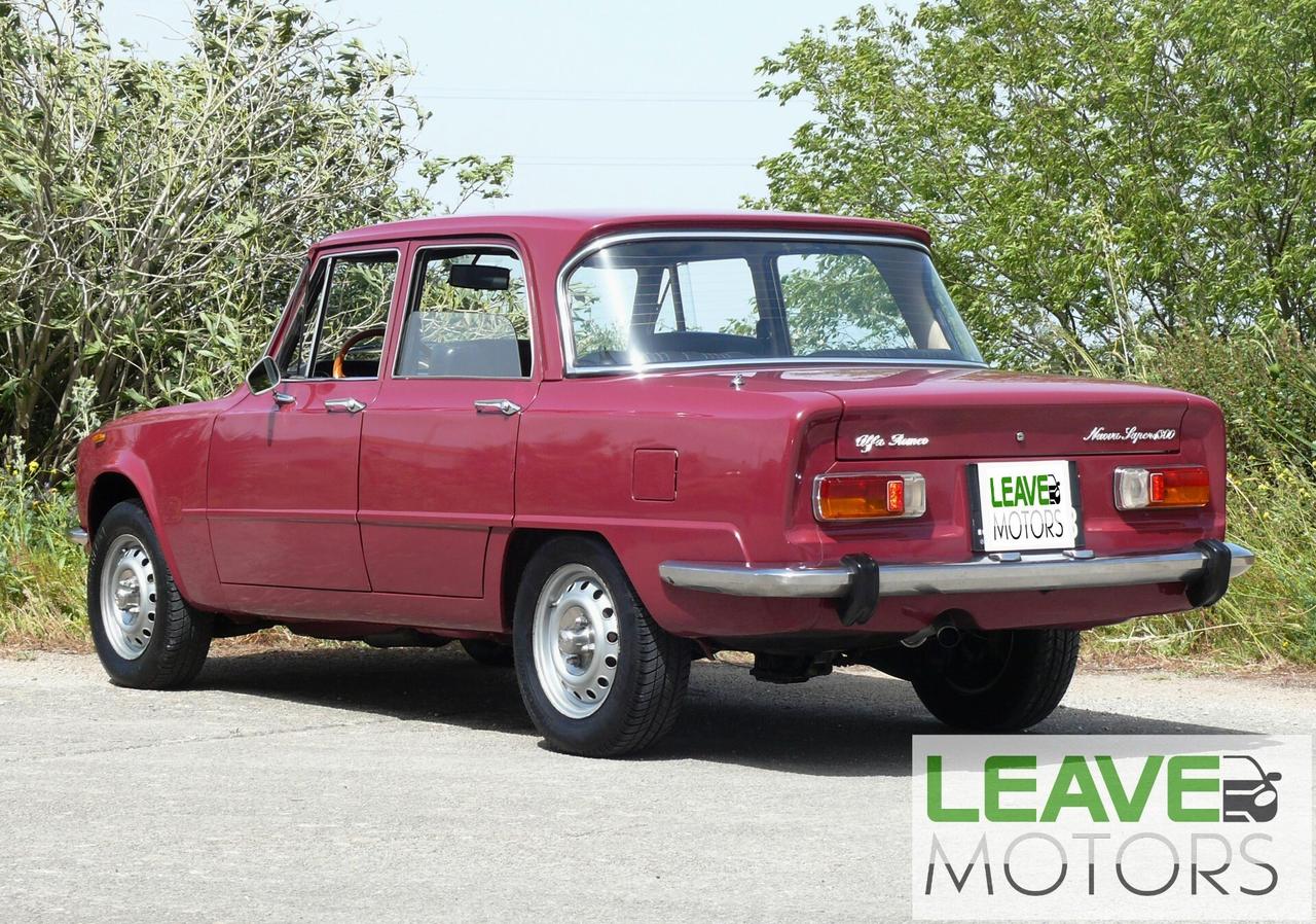 Alfa Romeo Giulia Nuova 1300 (M1525)
