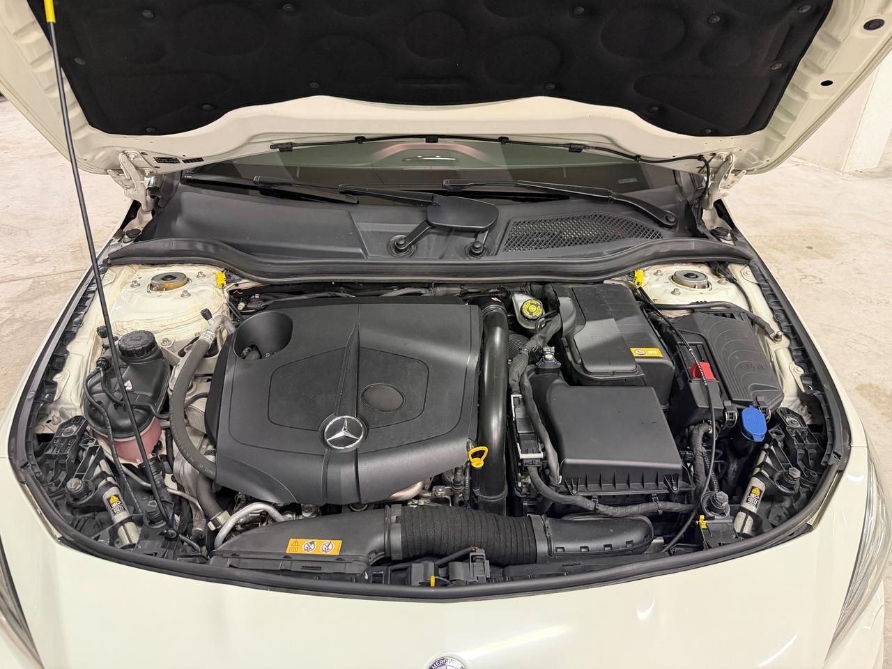 Mercedes-benz CLA 200 CDI Premium