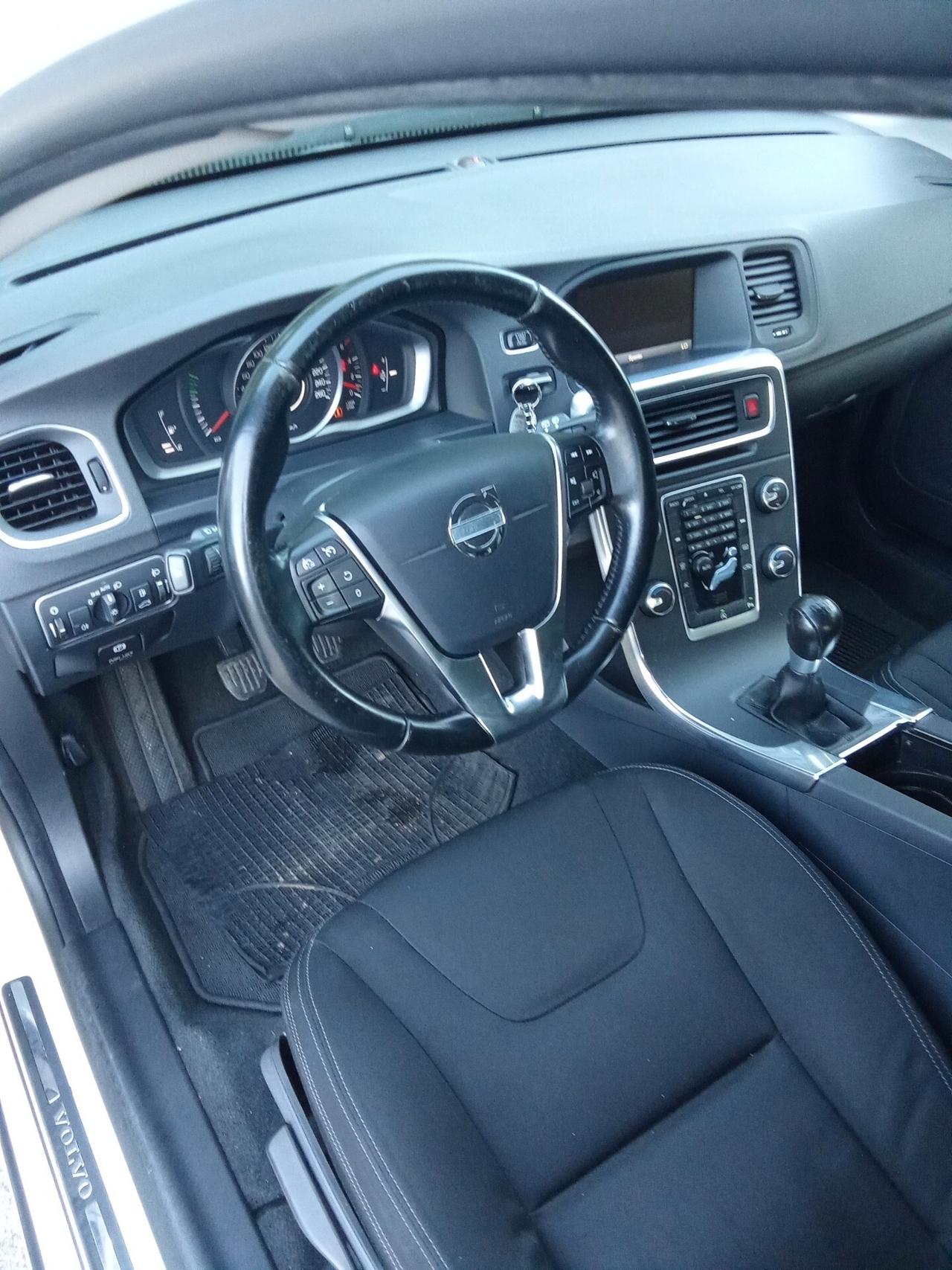 Volvo V60 D3 Summum 11/013