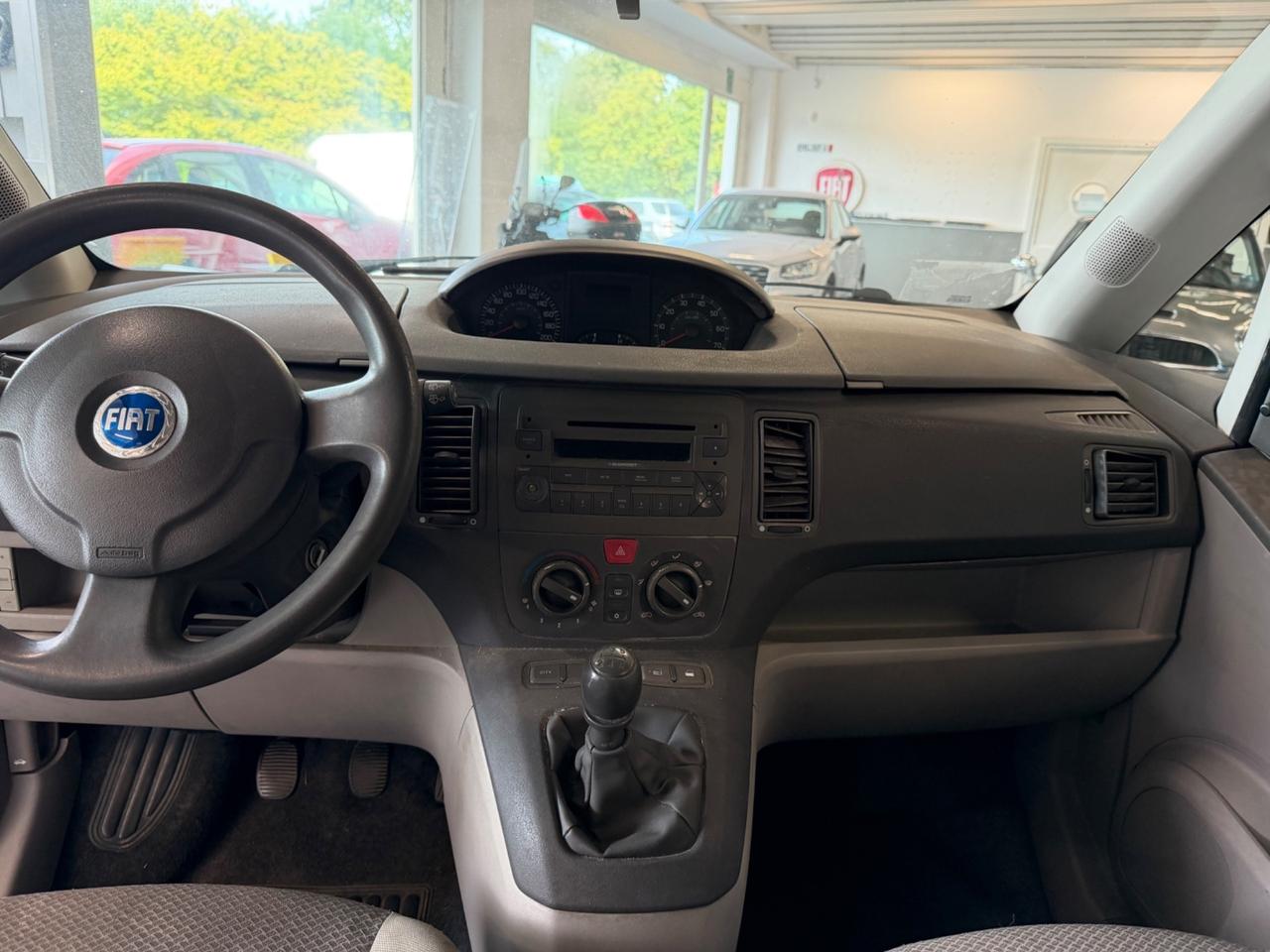 Fiat Idea 1.4 16V Emotion