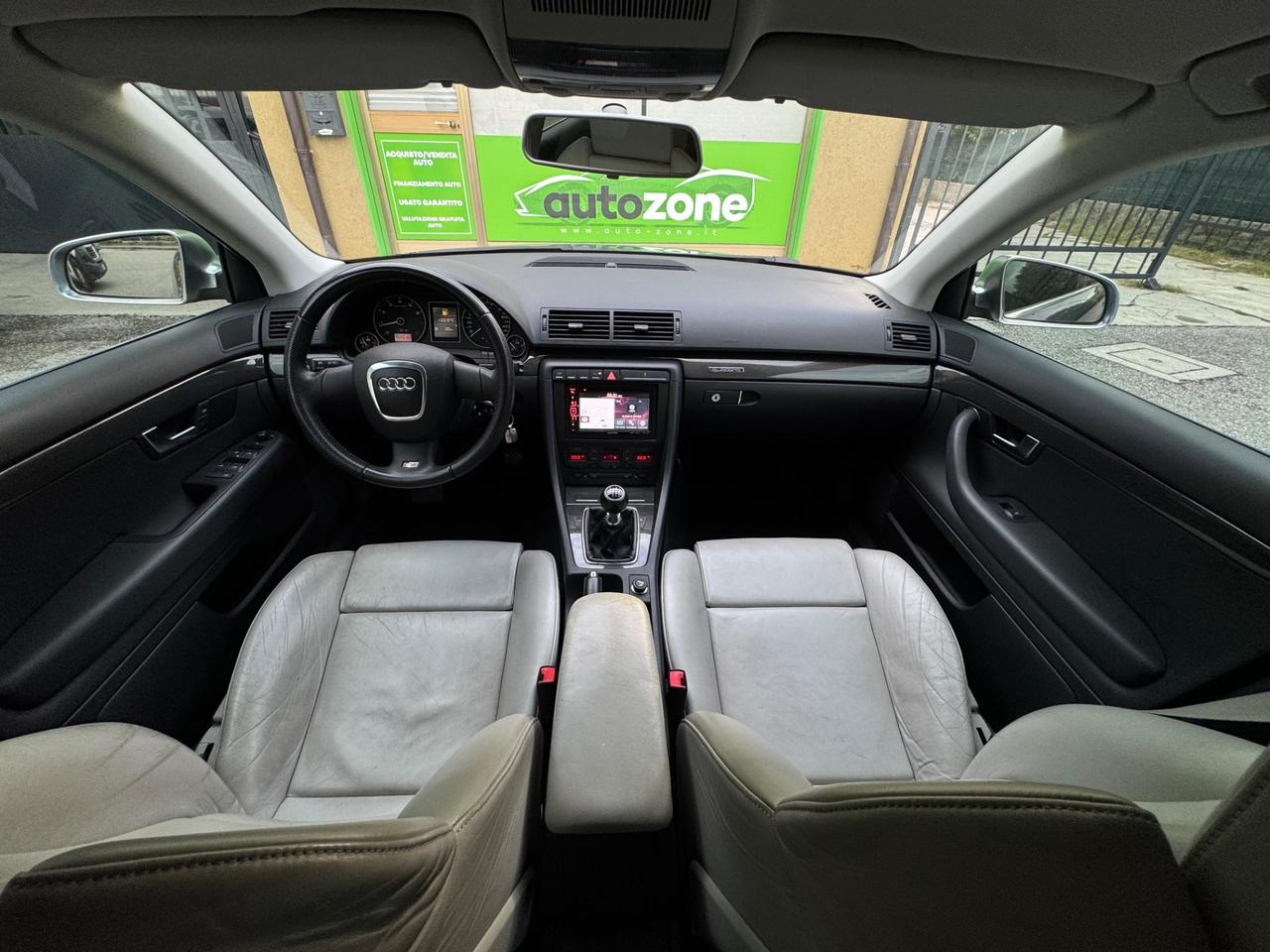 Audi A4 S4 4.2 V8 Avant quattro