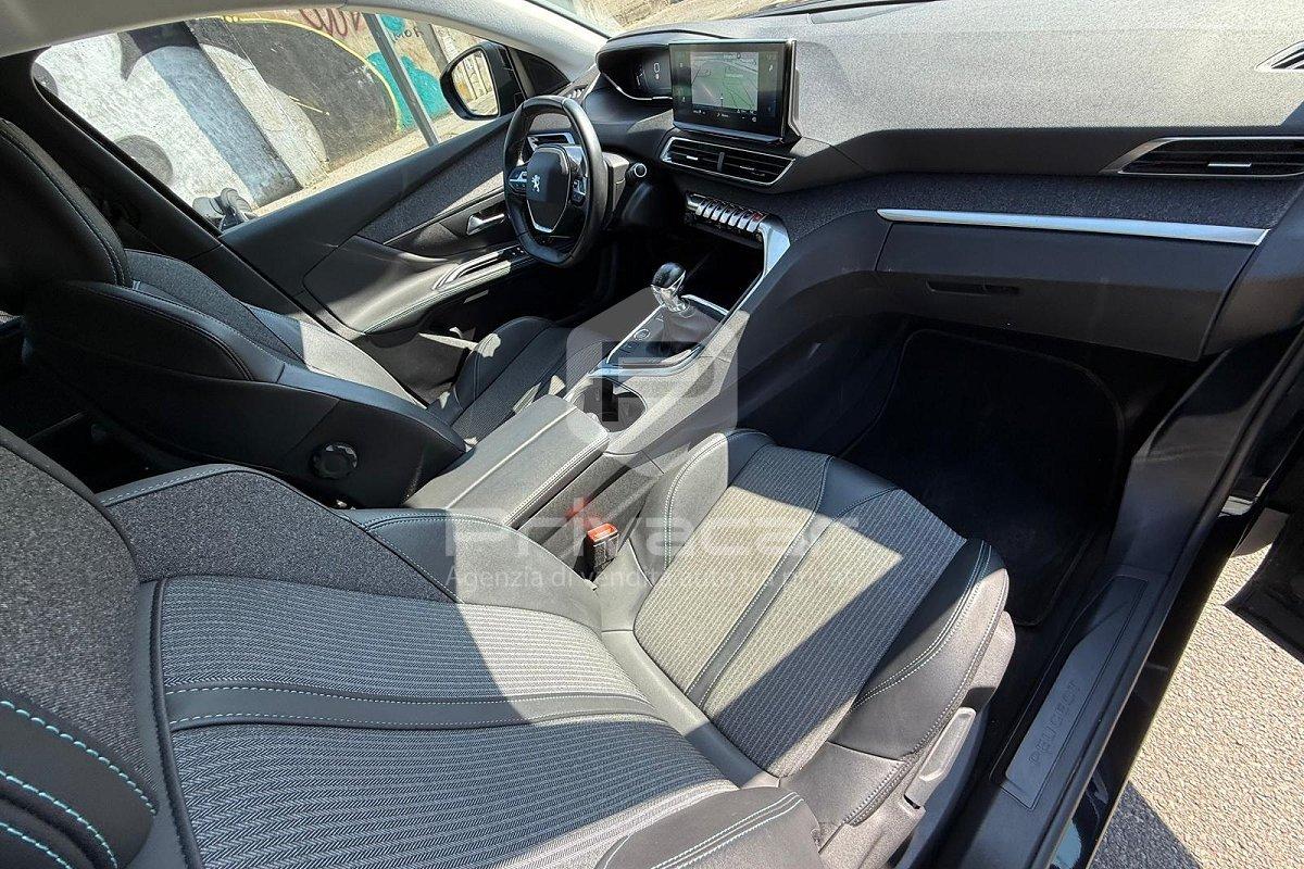 PEUGEOT 5008 PureTech Turbo 130 S&S Allure Pack