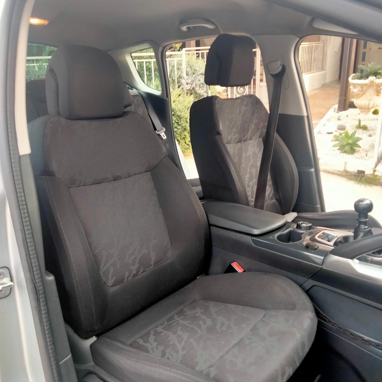 Peugeot 3008 1.6 e-HDi 110 Cavalli Allure