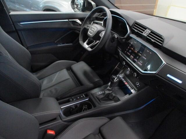 Audi Q3 SPB 35 Black Limited 2.0 TDI 150CV S-Tronic