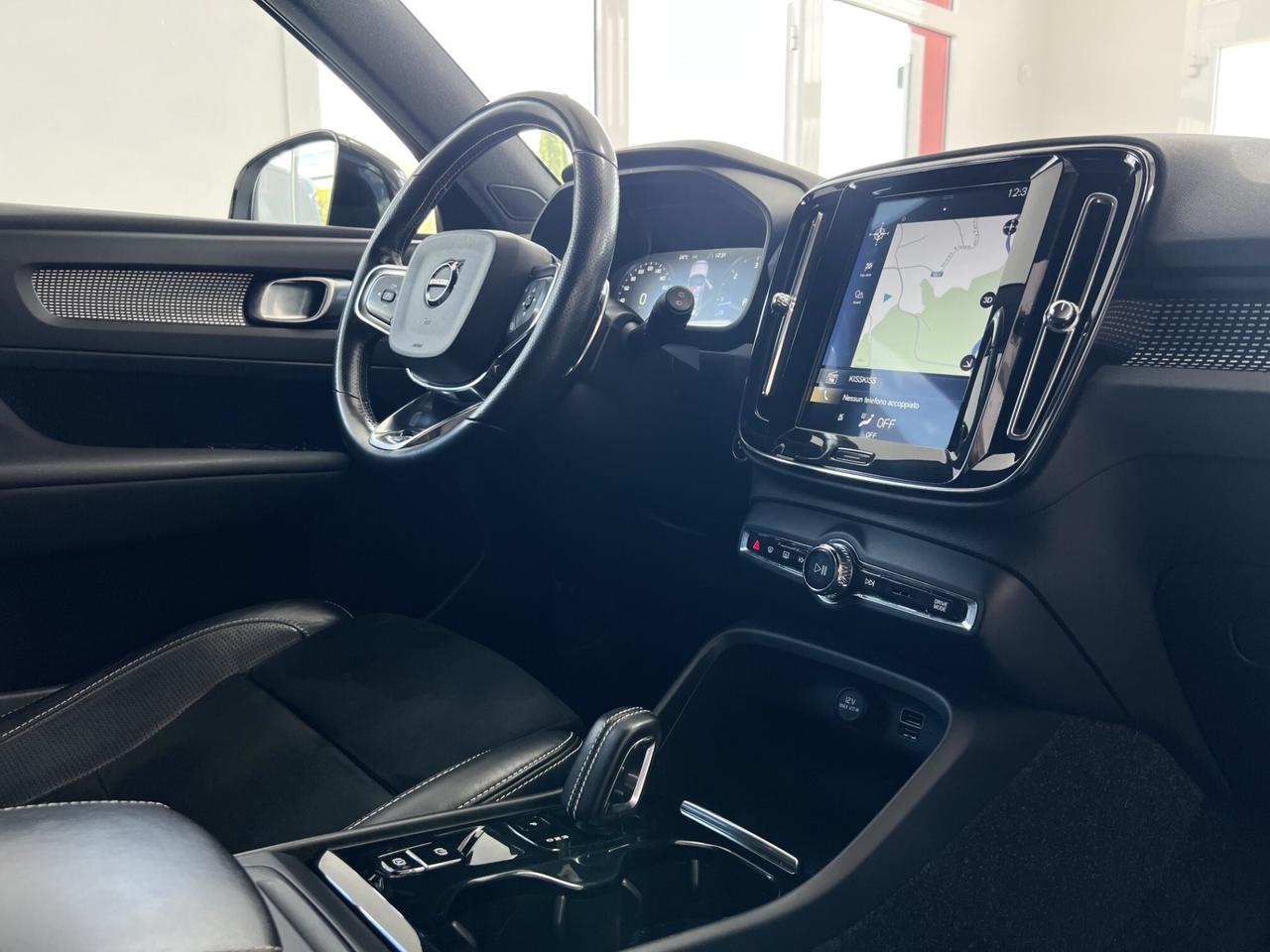 VOLVO XC 40 D3 AUT. R-DESIGN - 2020