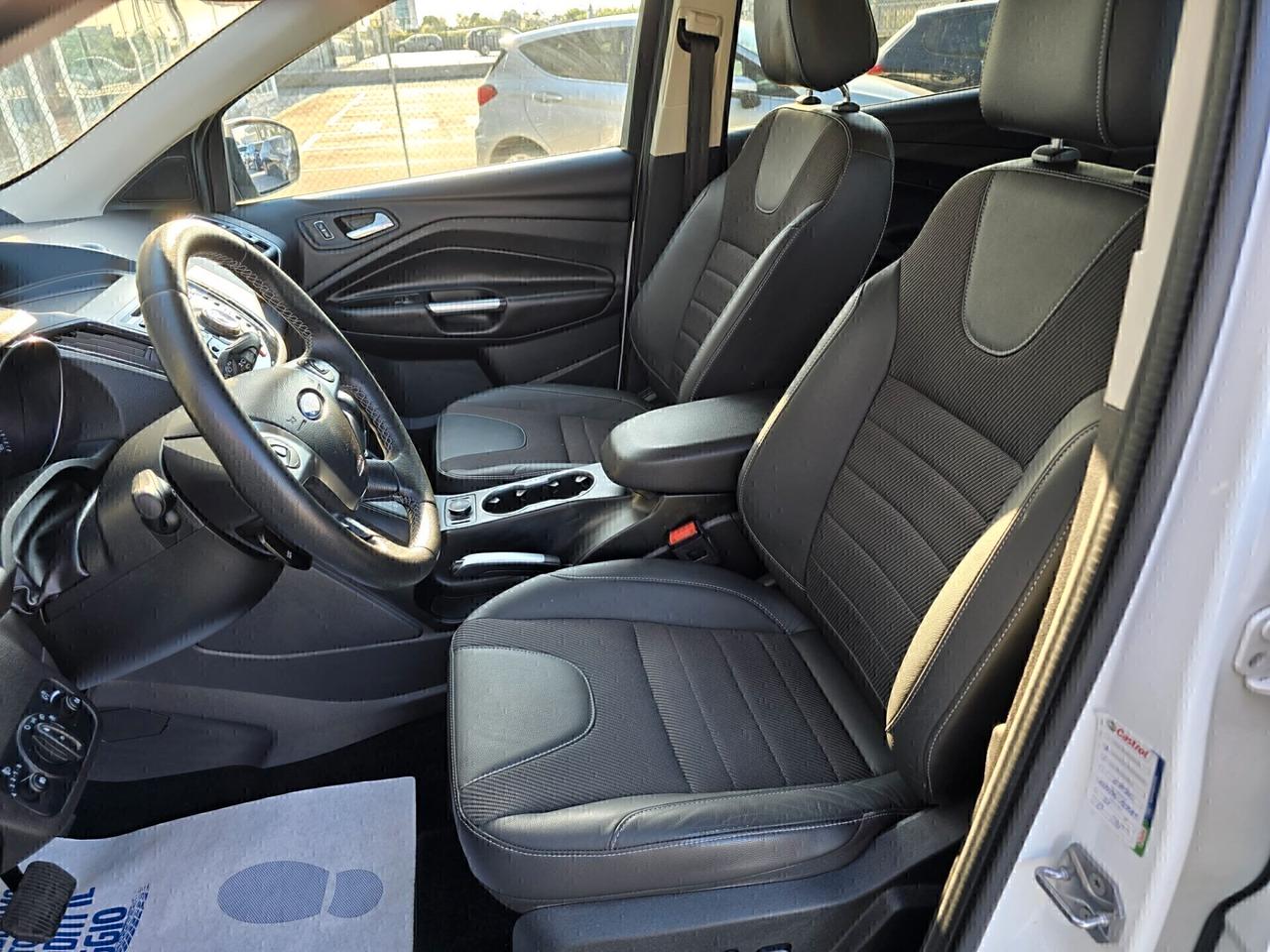 Ford Kuga 2.0 TDCI 180 CV S&S 4WD Powershift Tit.
