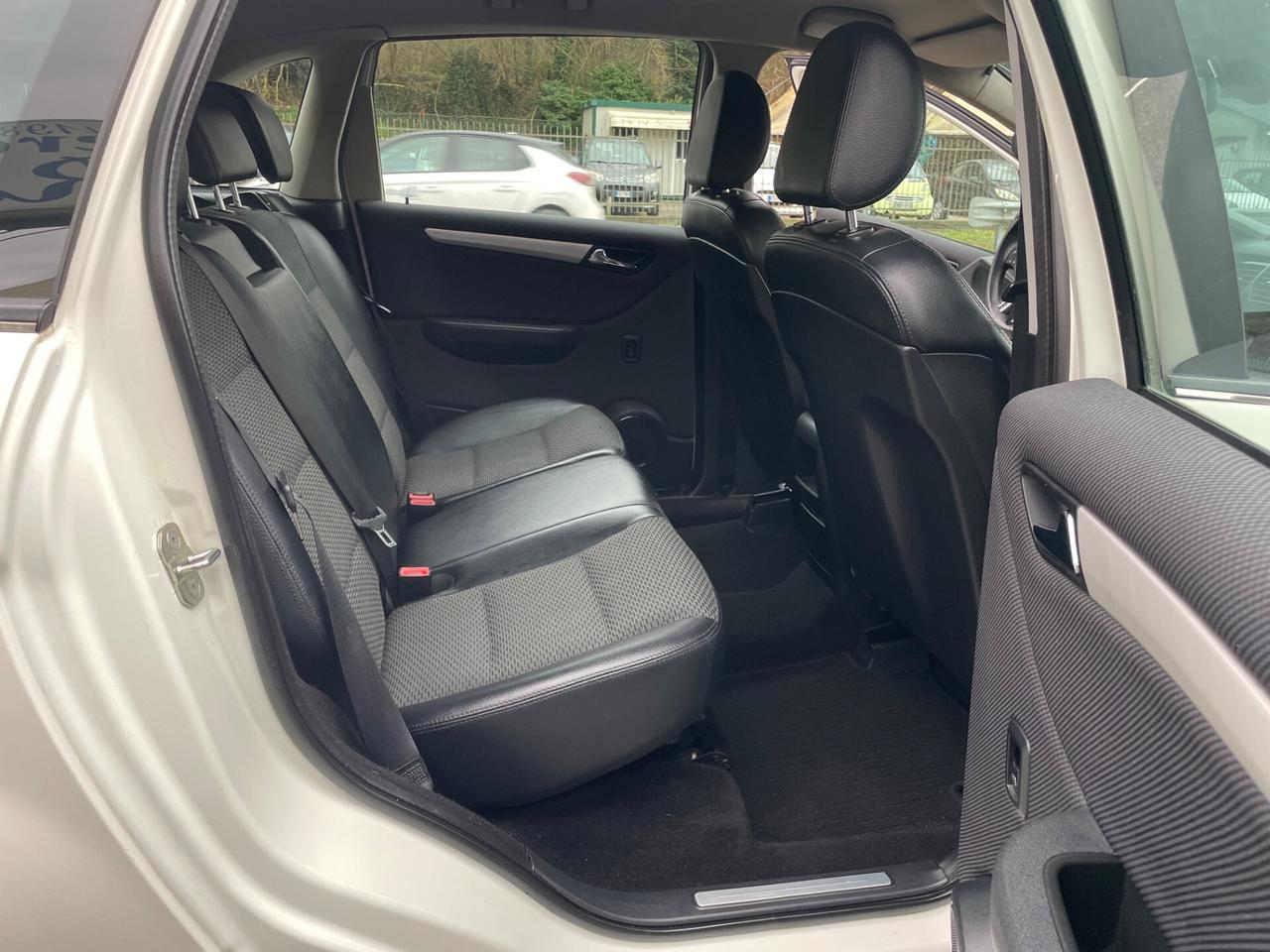 Mercedes-benz B 200 CDI Premium